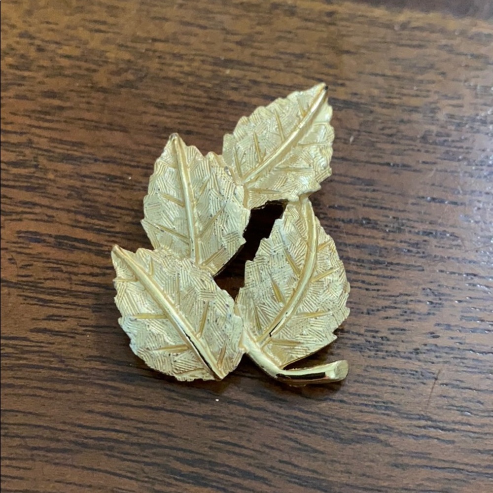VINTAGE LEAF BROOCH 🦋Bundle Only